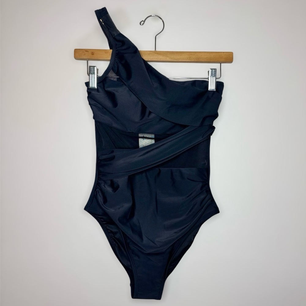 New CUPSHE Women's One Piece Swimsuit Asymmetric One Shoulder Small Black